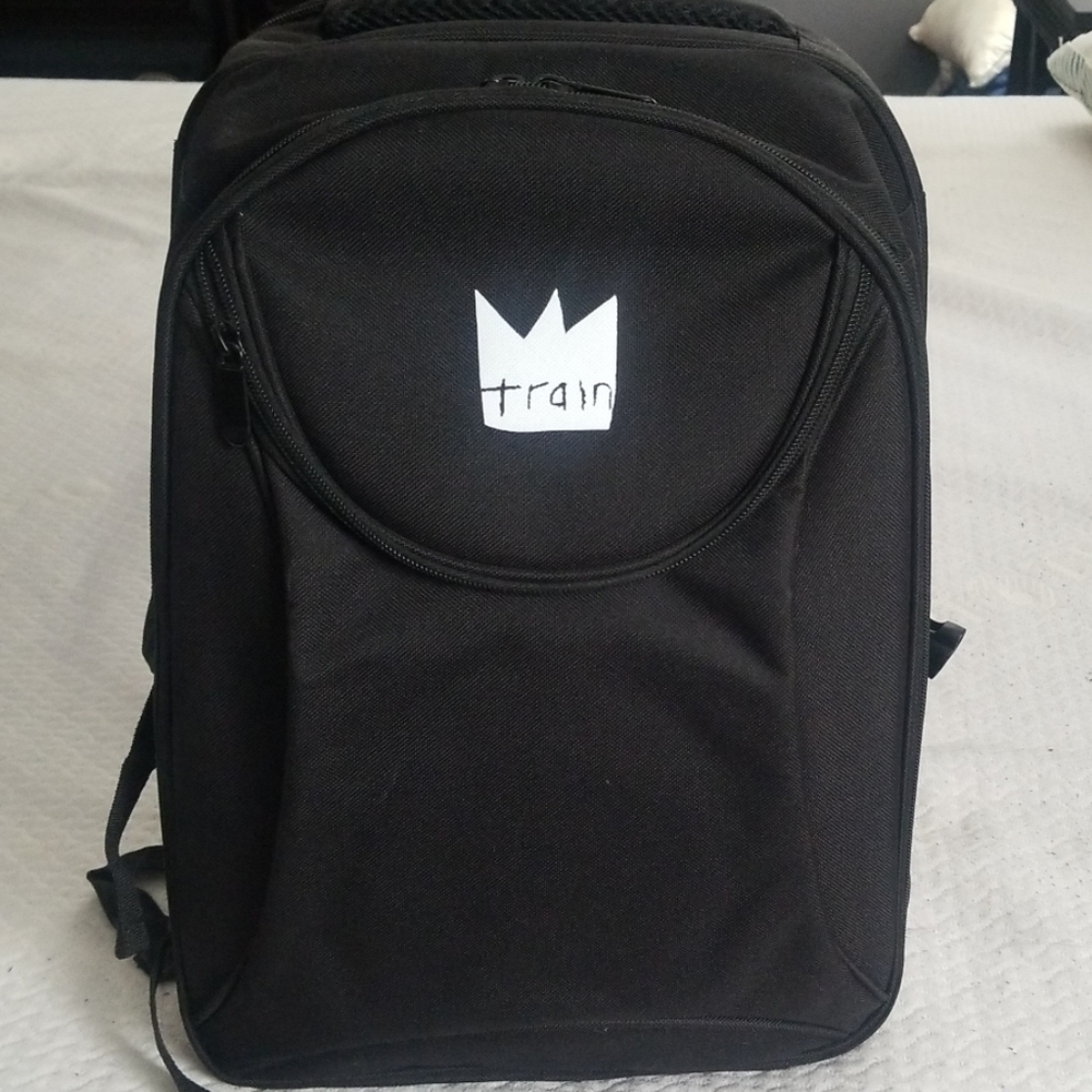 Picinic Wine backpack -- Train band Fan club